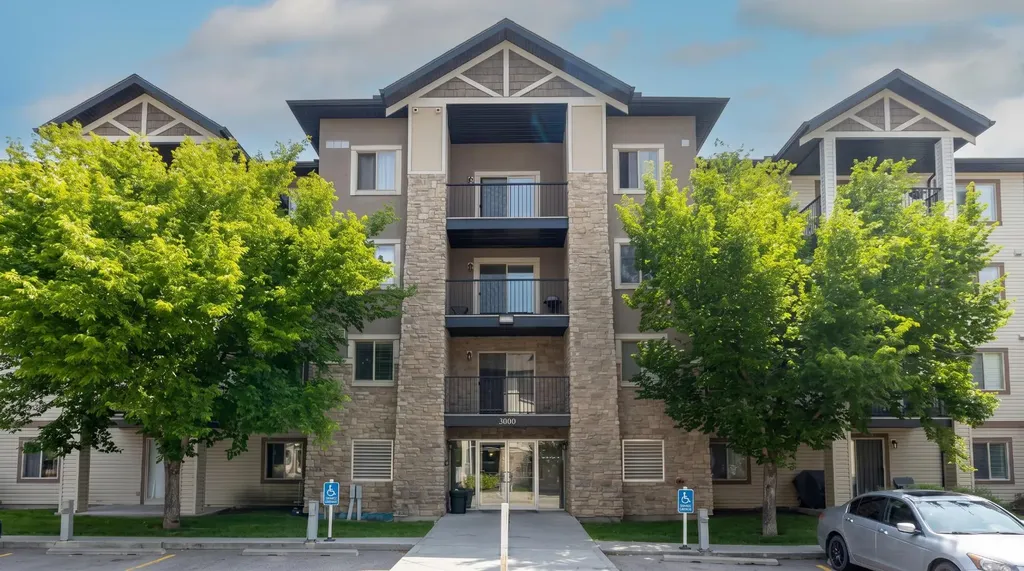 16969 24 Street SW Calgary AB T2Y 0L2