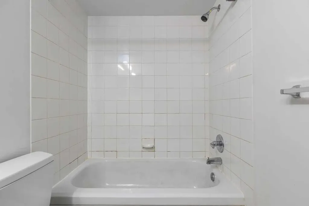 10120 Brookpark Boulevard SW Calgary AB T2W 3G3