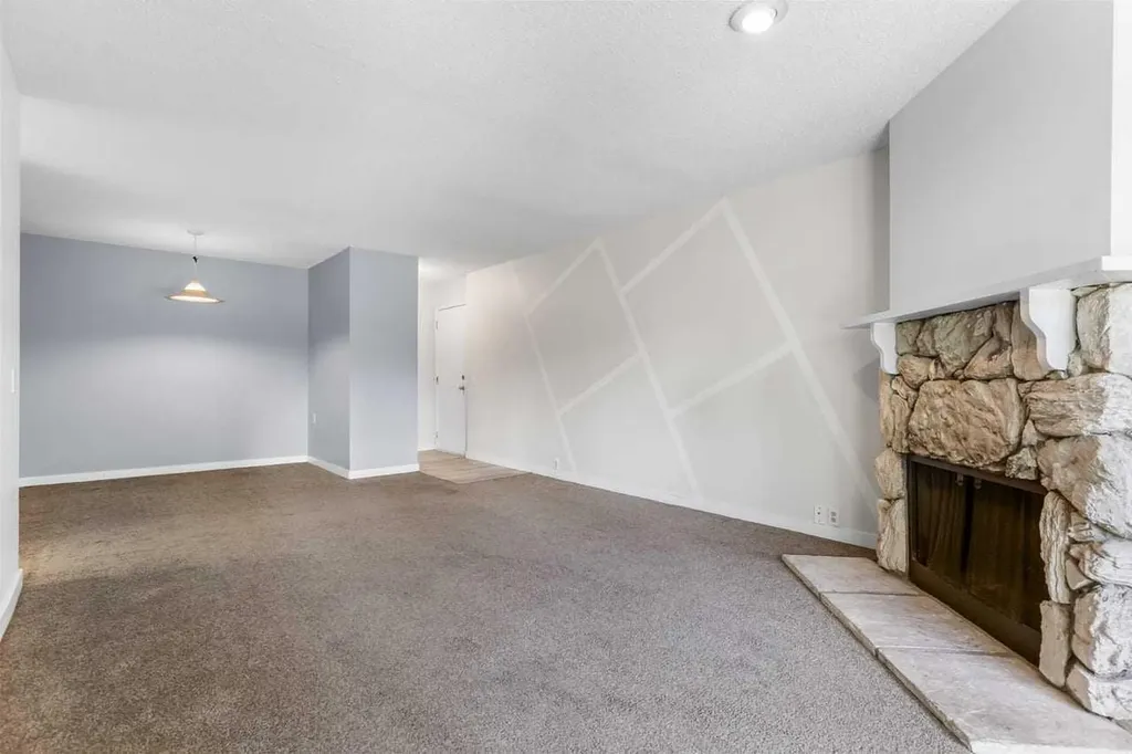 10120 Brookpark Boulevard SW Calgary AB T2W 3G3