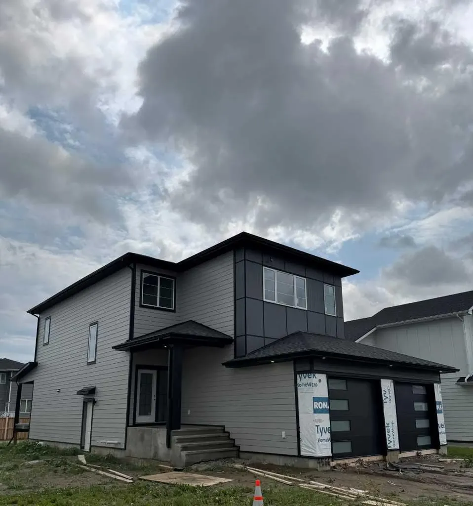 4566 40 Avenue S Lethbridge AB T1K 8G2