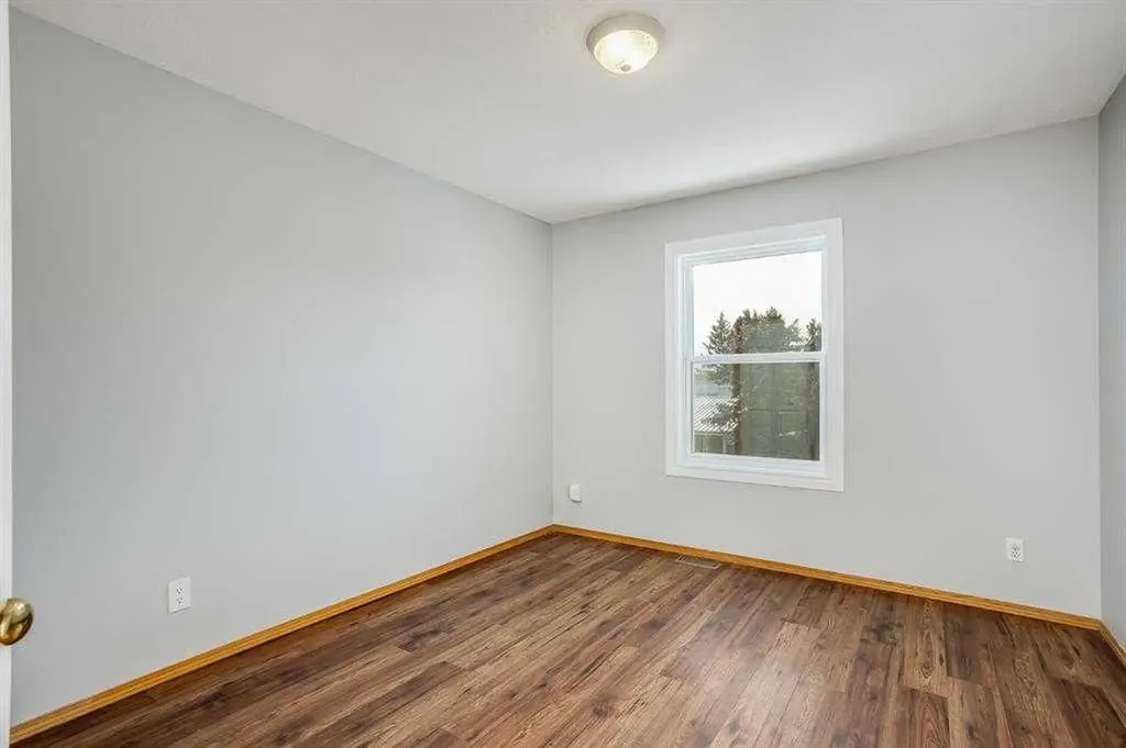 107 2a Avenue NW Diamond Valley AB T0L 0H0