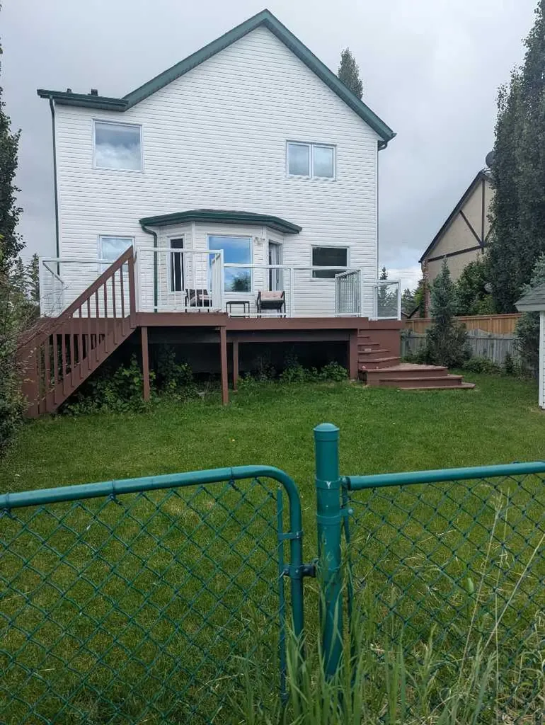 107 2a Avenue NW Diamond Valley AB T0L 0H0