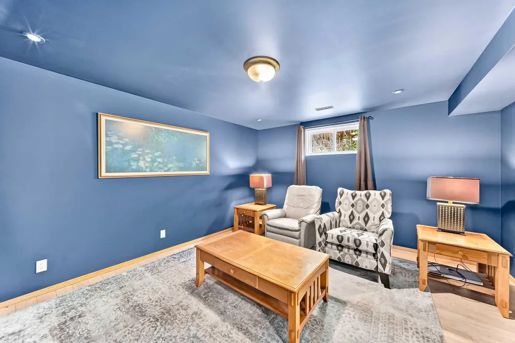 107 2a Avenue NW Diamond Valley AB T0L 0H0