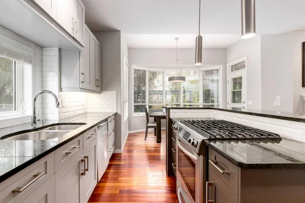 234 Strathridge Place SW Calgary AB T3H 4J2