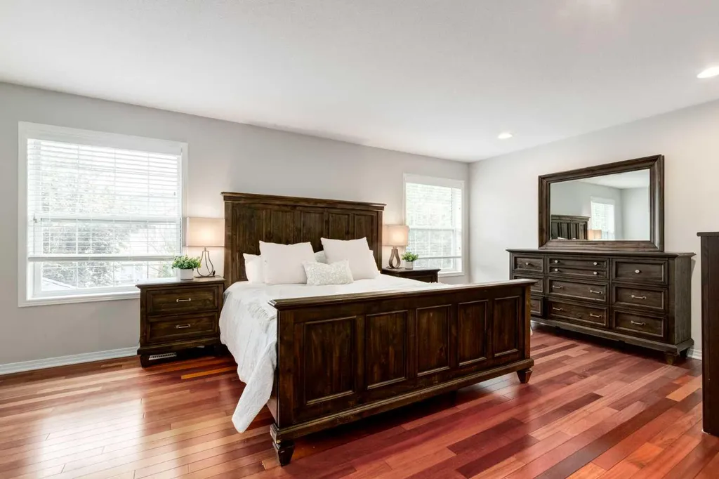 234 Strathridge Place SW Calgary AB T3H 4J2