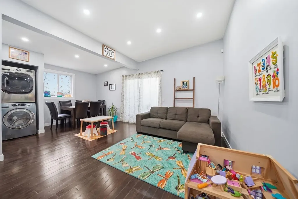 5626 Pensacola Crescent SE Calgary AB T2A 2G6