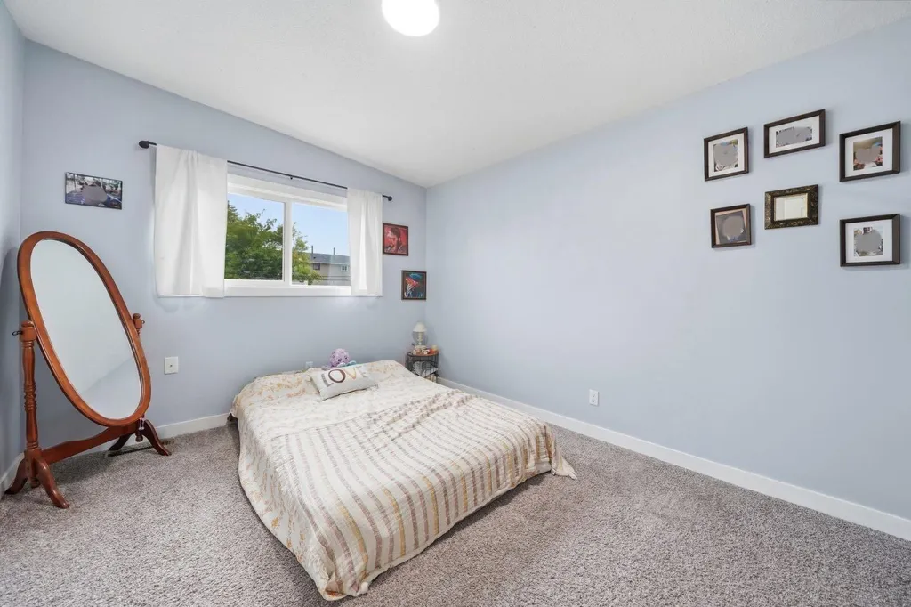 5626 Pensacola Crescent SE Calgary AB T2A 2G6