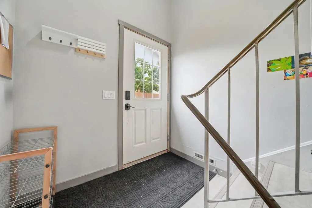 5626 Pensacola Crescent SE Calgary AB T2A 2G6