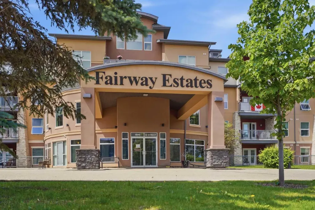 5040 53 Street Sylvan Lake AB T4S 0A1