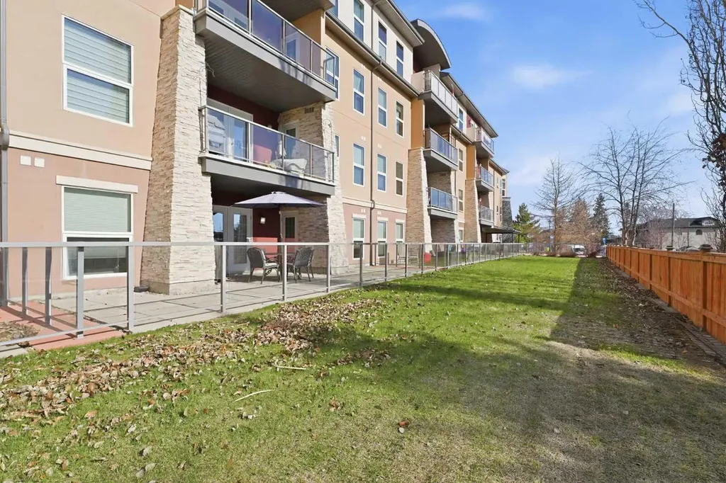 5040 53 Street Sylvan Lake AB T4S 0A1