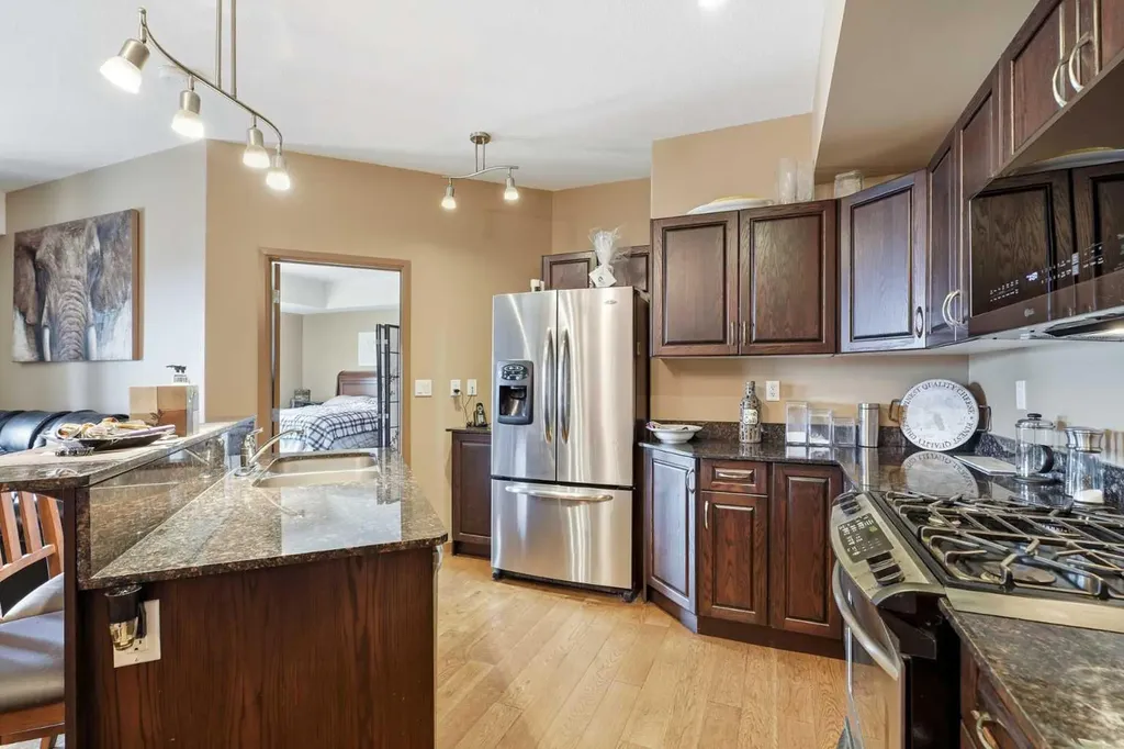 5040 53 Street Sylvan Lake AB T4S 0A1