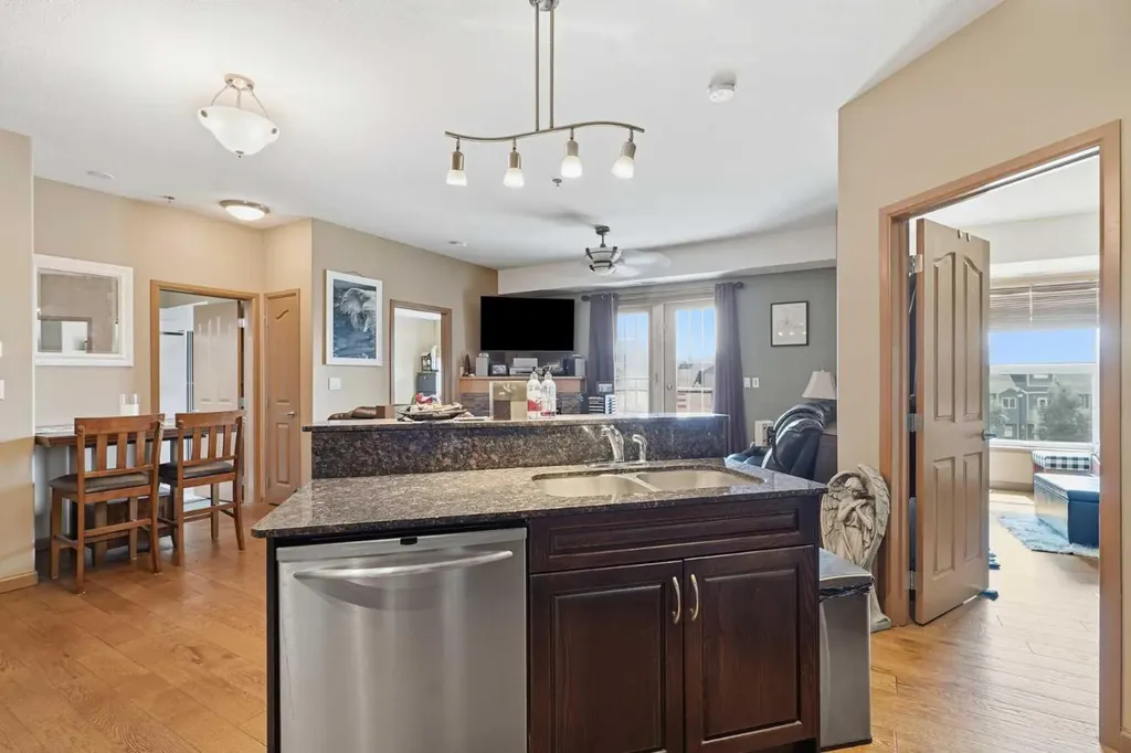 5040 53 Street Sylvan Lake AB T4S 0A1