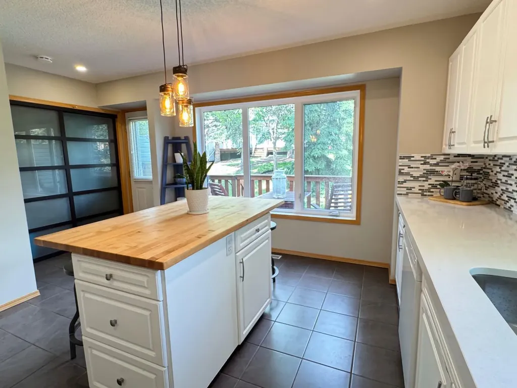 131 Patina Rise SW Calgary AB T3H 3R5