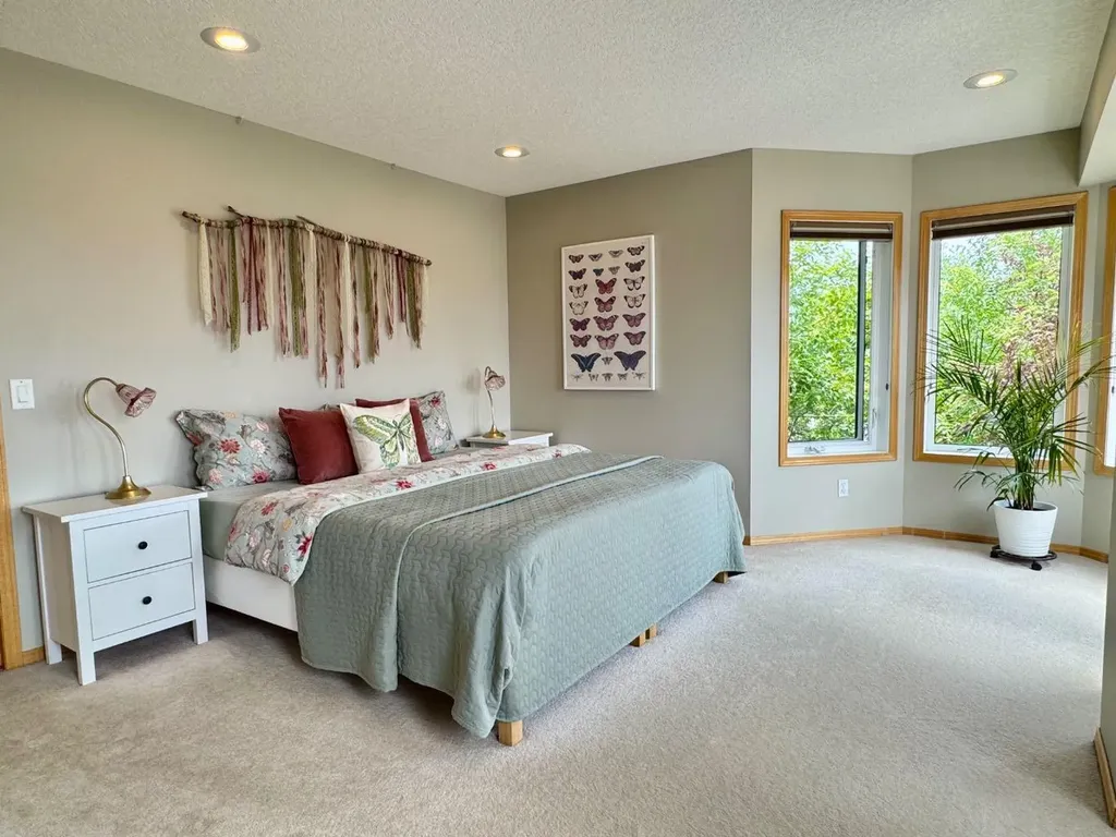 131 Patina Rise SW Calgary AB T3H 3R5
