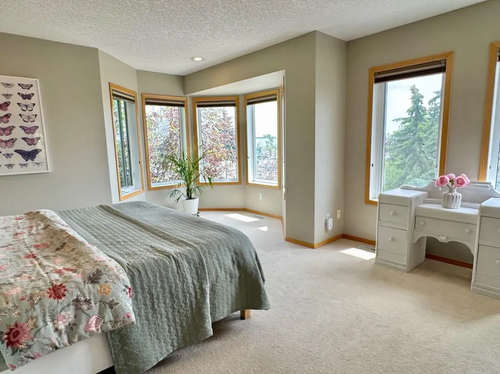 131 Patina Rise SW Calgary AB T3H 3R5