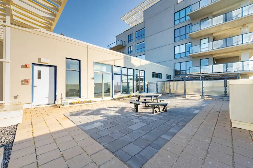 8710 Horton Road SW Calgary AB T2V 0P7