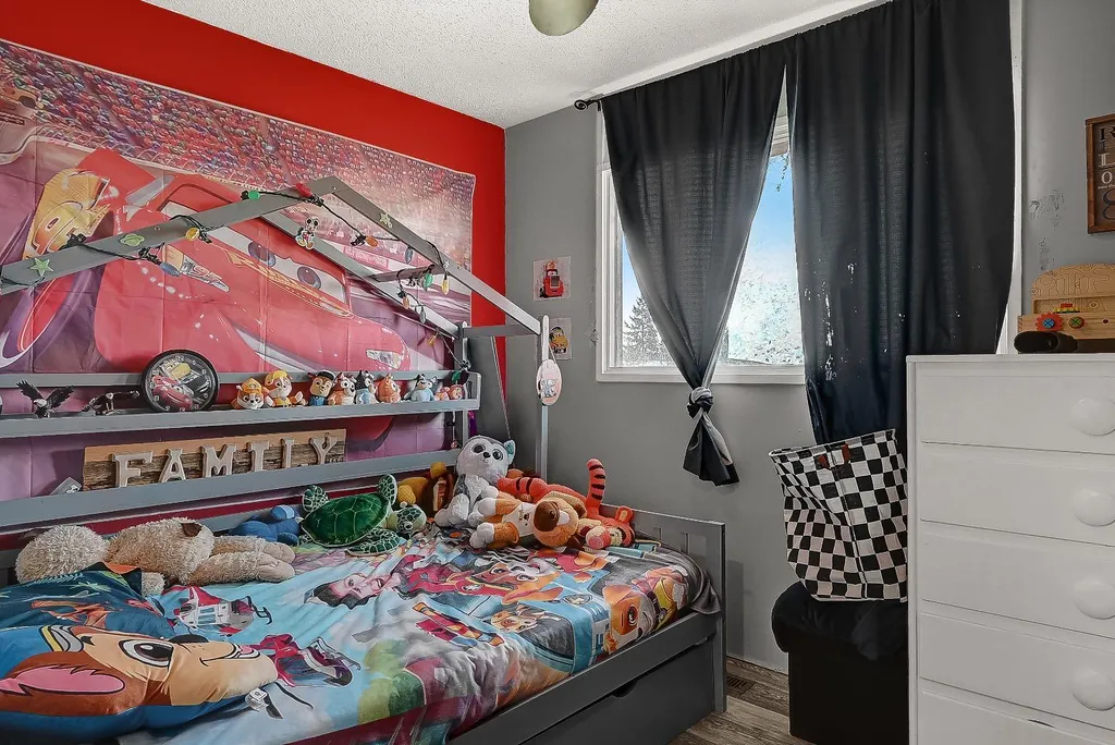 601 6 Avenue Beaverlodge AB T0H 0C0