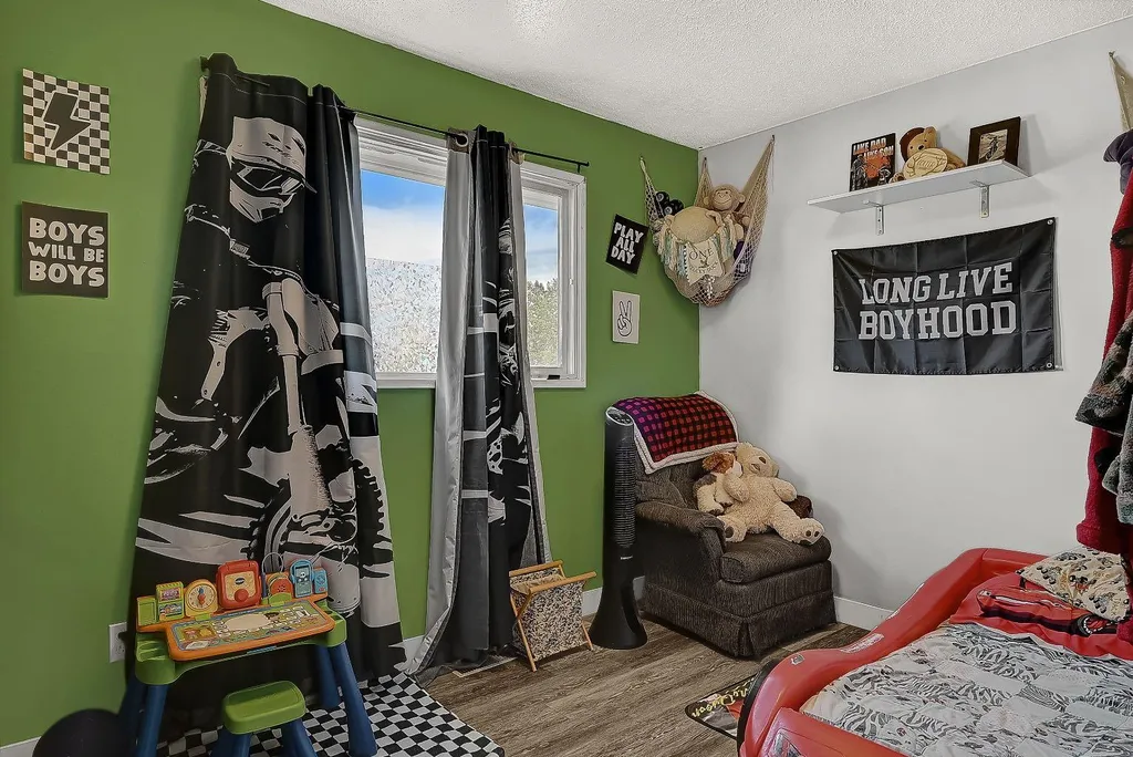 601 6 Avenue Beaverlodge AB T0H 0C0
