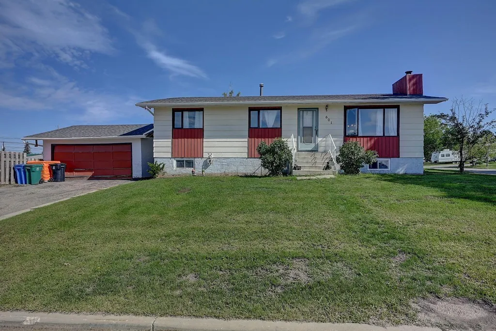 601 6 Avenue Beaverlodge AB T0H 0C0