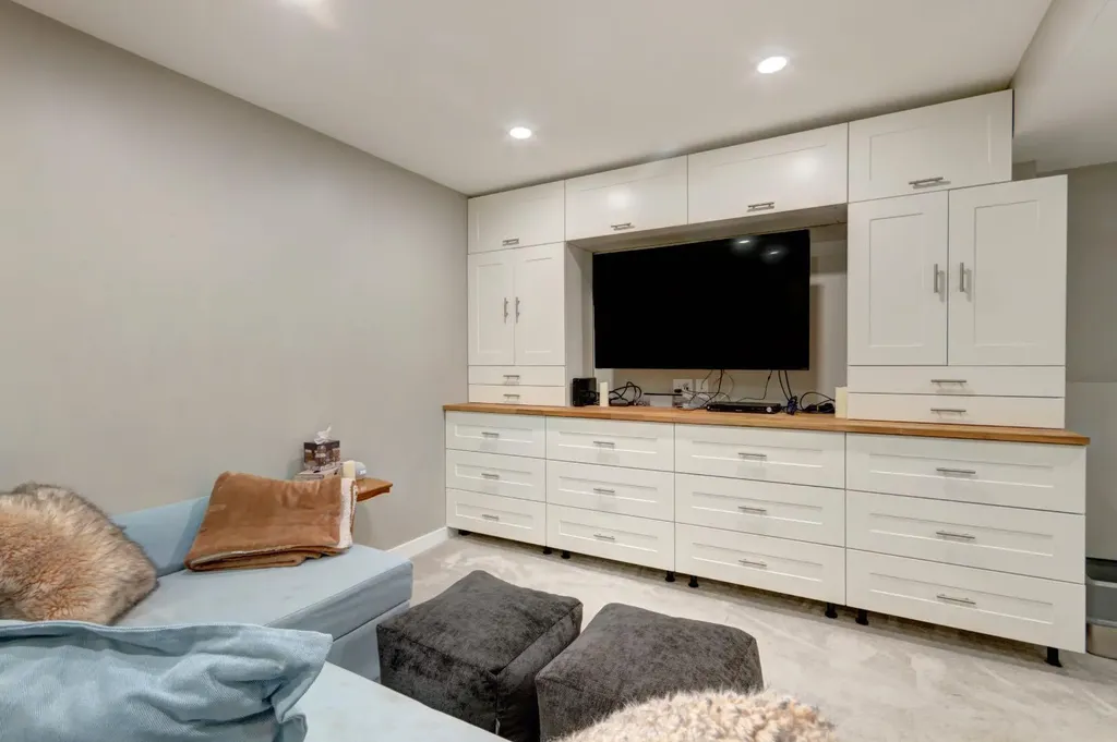 109 Nahanni Drive Banff AB T1L1C2