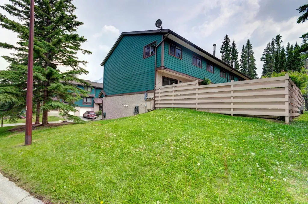 109 Nahanni Drive Banff AB T1L1C2