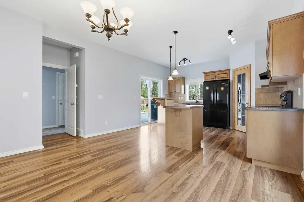 62 Besse Avenue NW Langdon AB T0J1X2
