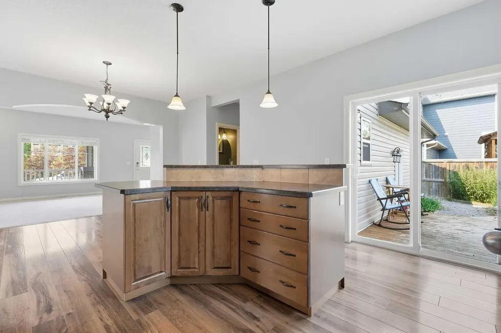62 Besse Avenue NW Langdon AB T0J1X2