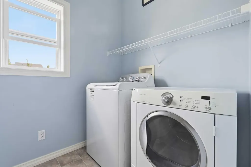 62 Besse Avenue NW Langdon AB T0J1X2