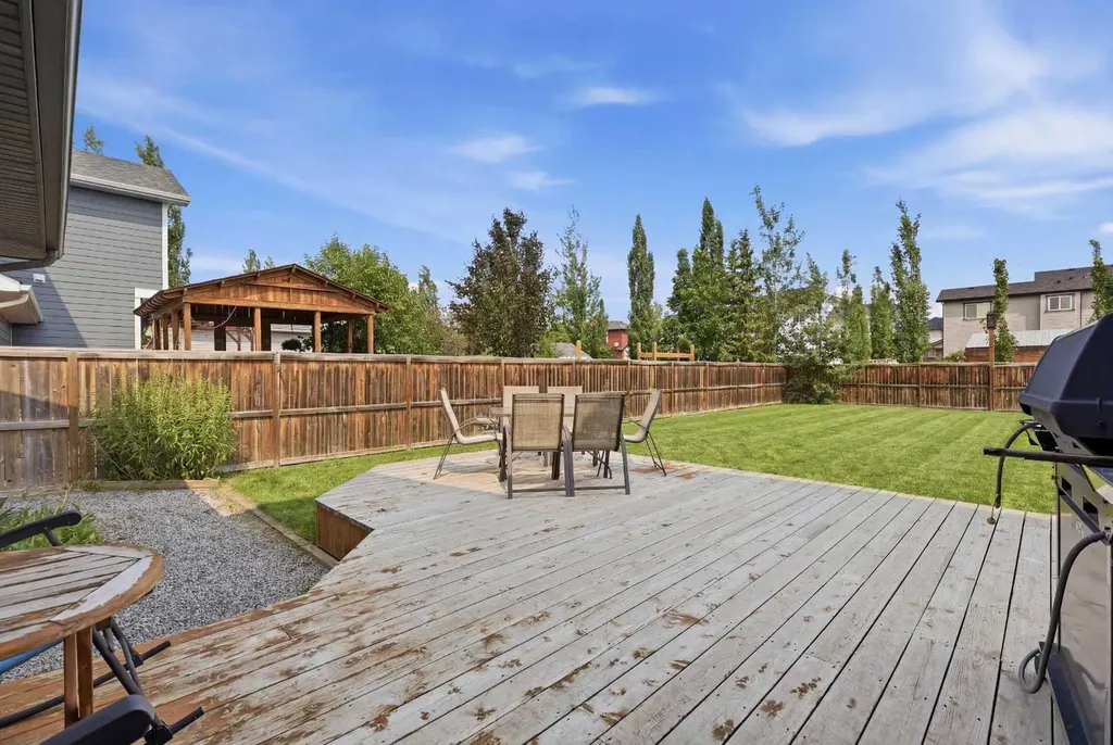 62 Besse Avenue NW Langdon AB T0J1X2