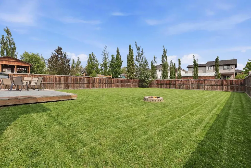 62 Besse Avenue NW Langdon AB T0J1X2