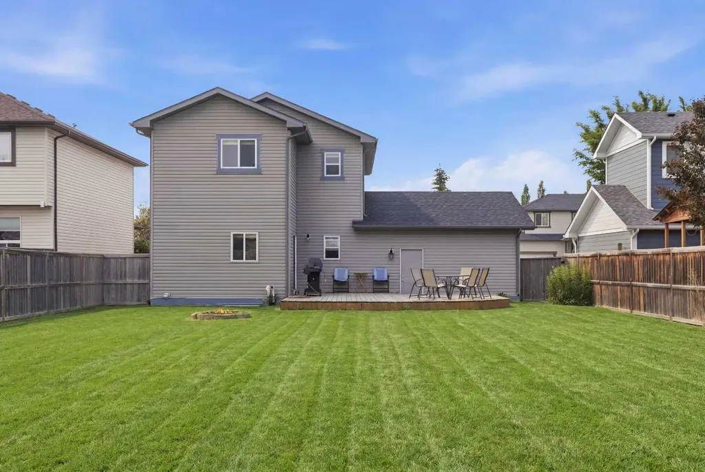 62 Besse Avenue NW Langdon AB T0J1X2