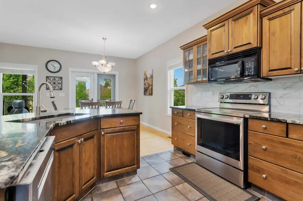 89 Alberts Close Red Deer AB T4R 3J7