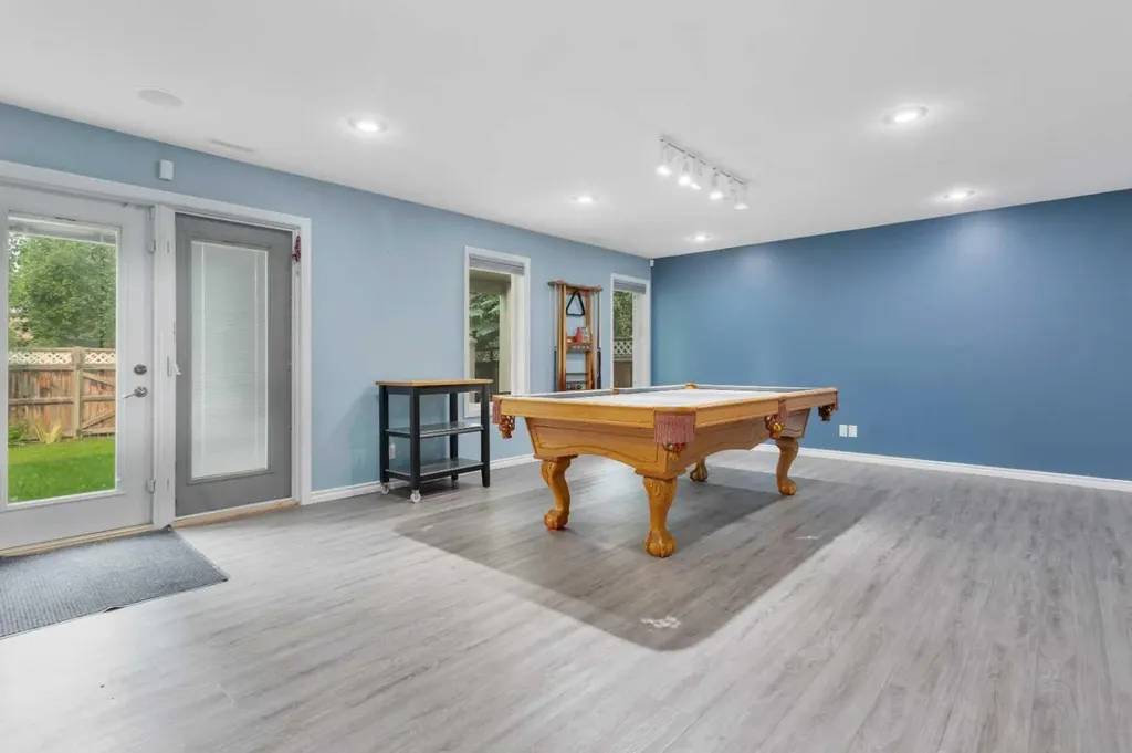 89 Alberts Close Red Deer AB T4R 3J7