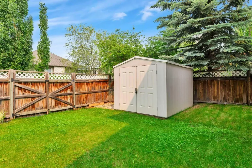 89 Alberts Close Red Deer AB T4R 3J7