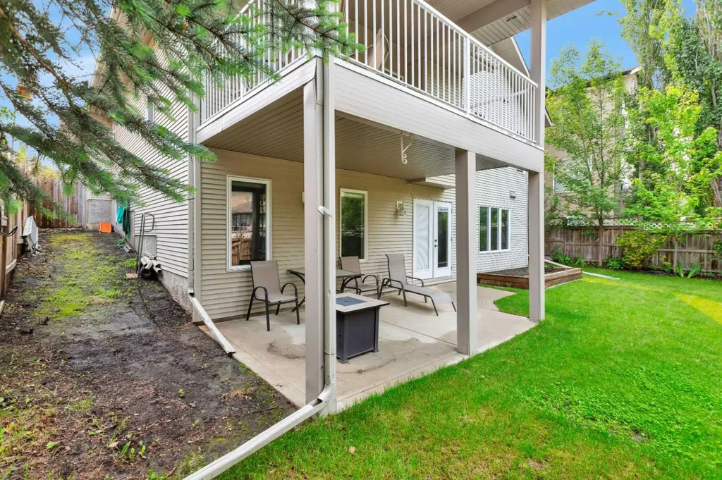 89 Alberts Close Red Deer AB T4R 3J7