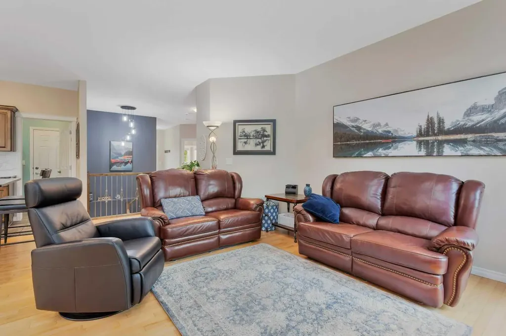 89 Alberts Close Red Deer AB T4R 3J7