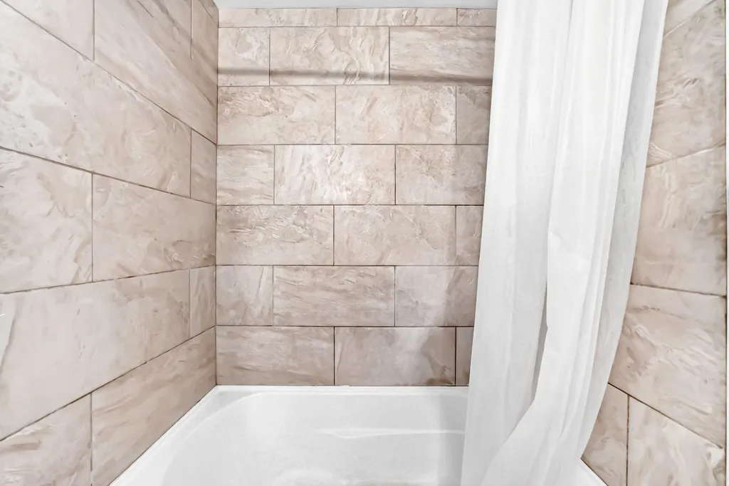 208 Temple Close NE Calgary AB T1Y 3B6