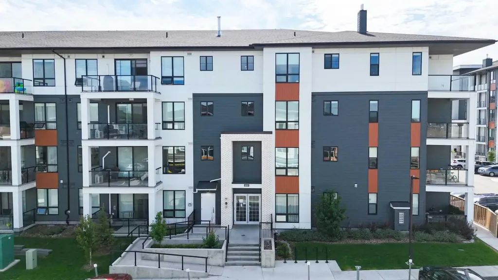 15 Sage Meadows Landing NW Calgary AB T3P 1E5