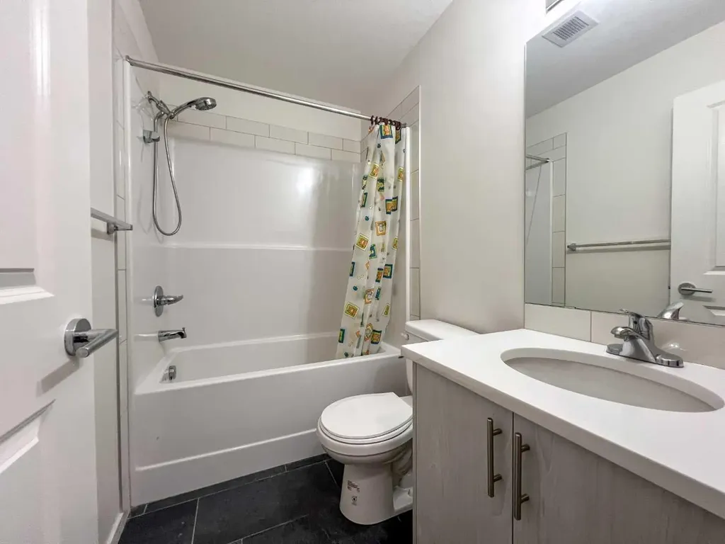 15 Sage Meadows Landing NW Calgary AB T3P 1E5