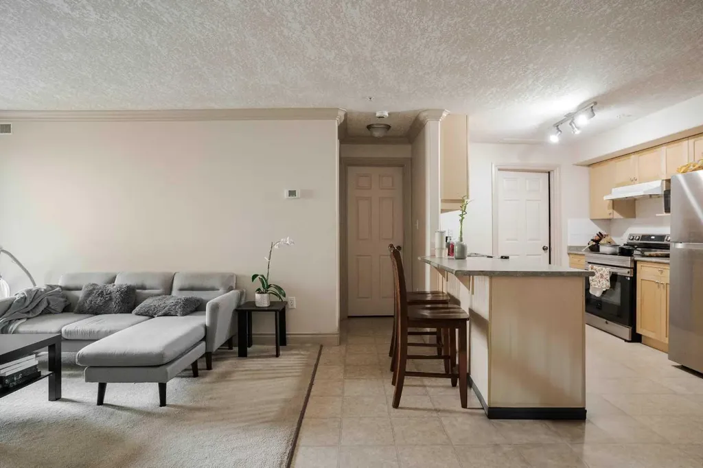 38 Riedel Street Fort Mcmurray AB T9H3E1