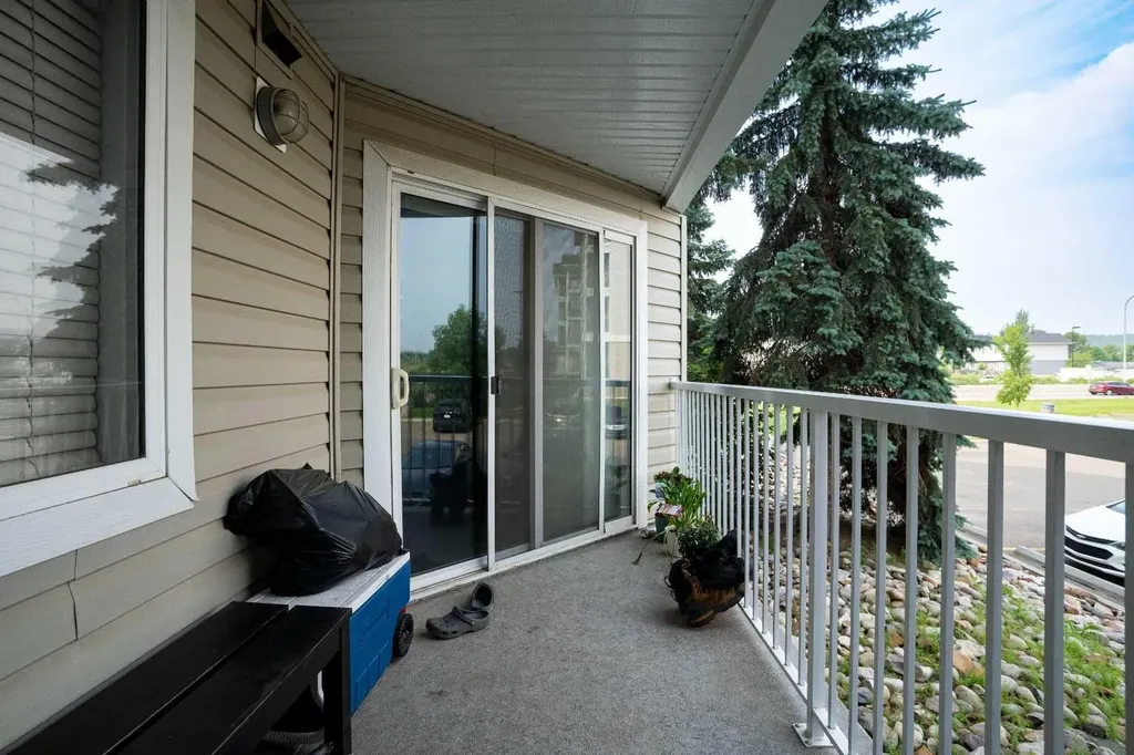 38 Riedel Street Fort Mcmurray AB T9H3E1