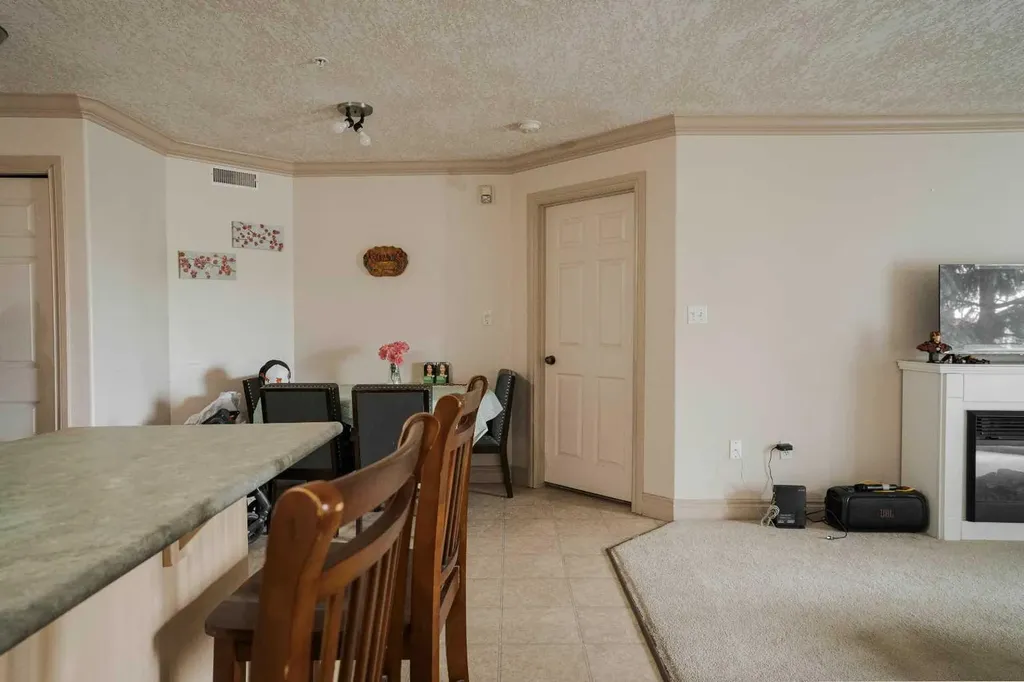 38 Riedel Street Fort Mcmurray AB T9H3E1