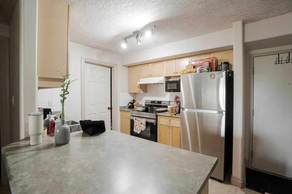 38 Riedel Street Fort Mcmurray AB T9H3E1