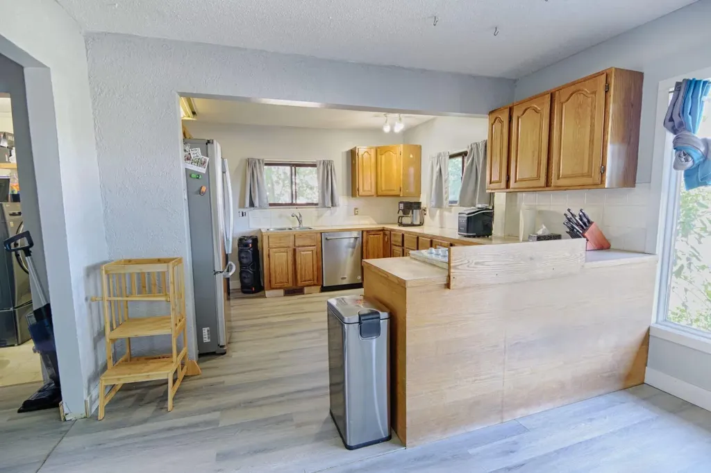 4810 57 Avenue Taber AB T1G1E4