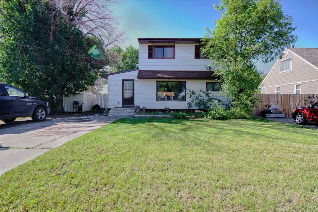 4810 57 Avenue Taber AB T1G1E4