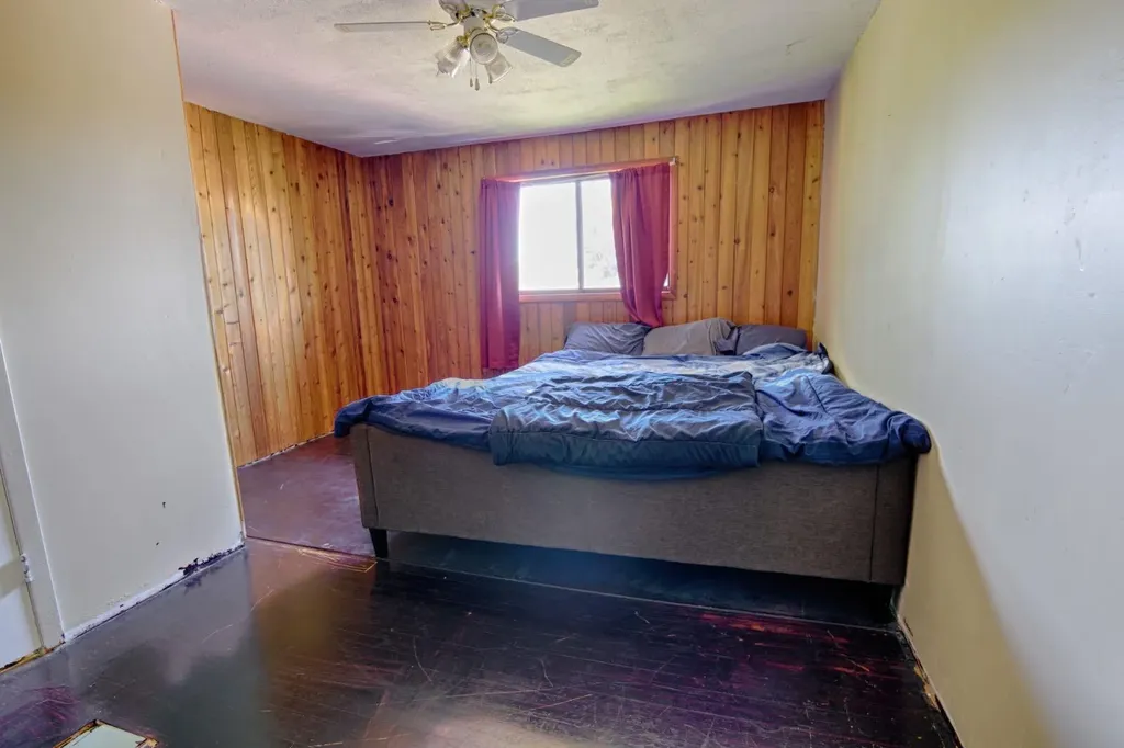 4810 57 Avenue Taber AB T1G1E4