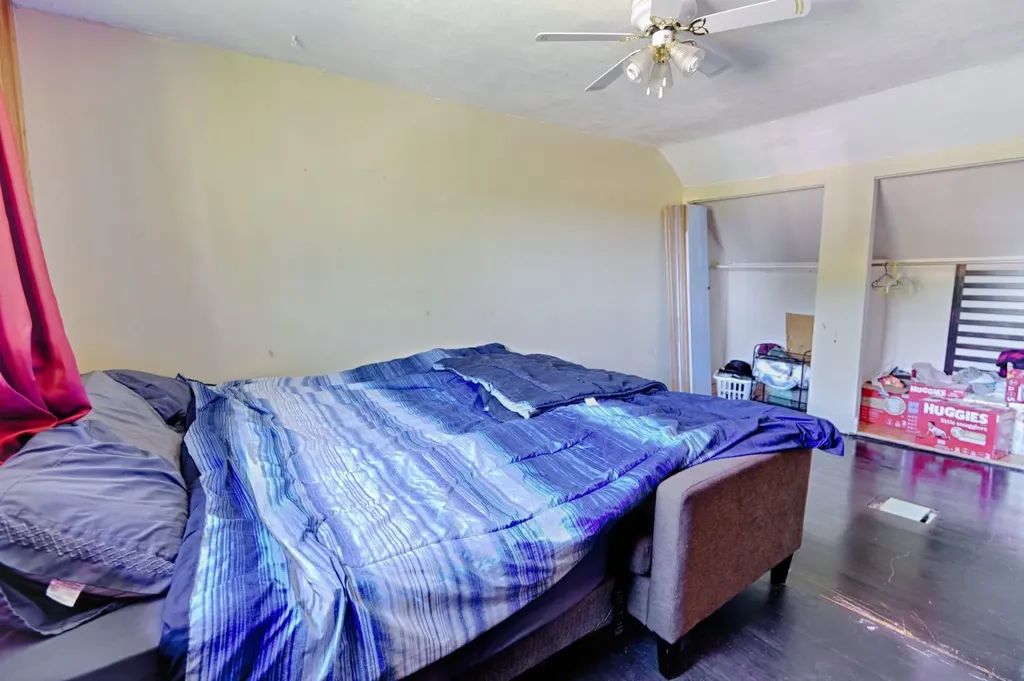 4810 57 Avenue Taber AB T1G1E4