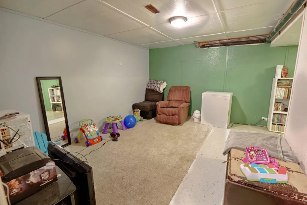 4810 57 Avenue Taber AB T1G1E4