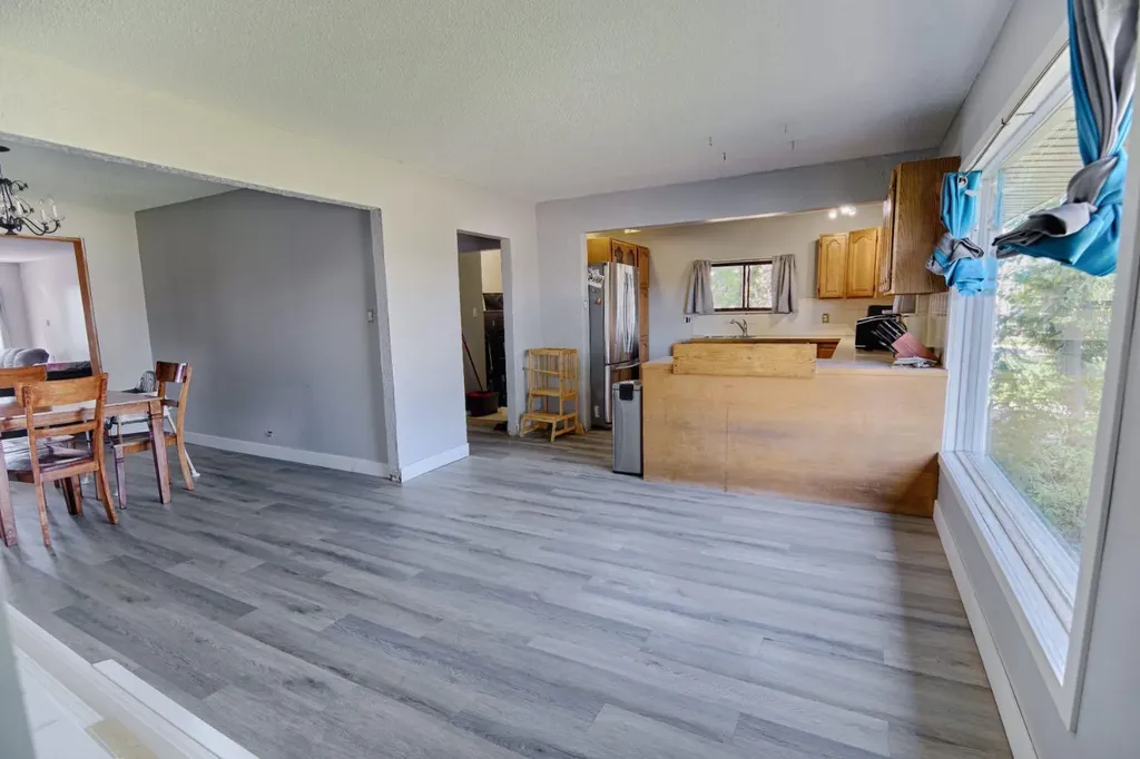 4810 57 Avenue Taber AB T1G1E4
