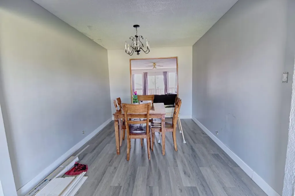 4810 57 Avenue Taber AB T1G1E4